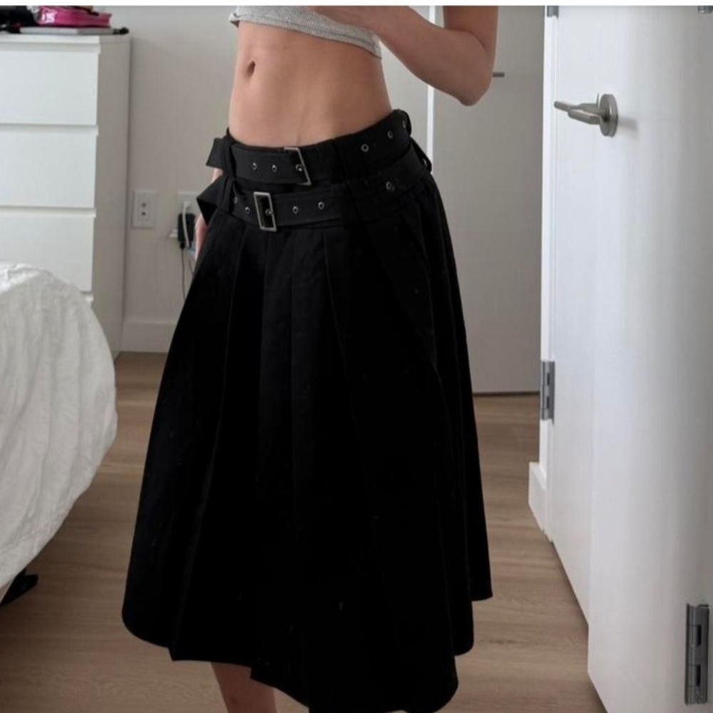 MAJOR ISO Minga London Pleated Belted Black Skirt